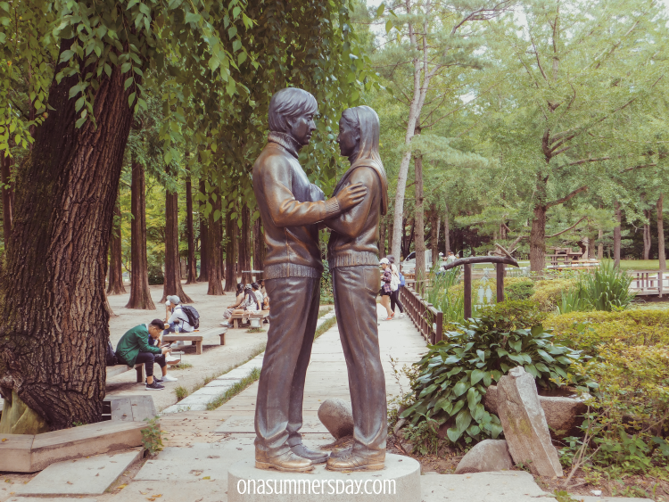 Nami Island First Kiss Statue